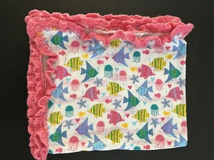 “Fish” Design Baby Flannel Blanket Crocheted Border White Background 40 X 36 - Picture 1 of 11