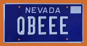 NEVADA BLUE VANITY LICENSE PLATE " QBEEE " QB QUARTERBACK FOOTBALL BEES HUNY BEE - Picture 1 of 1