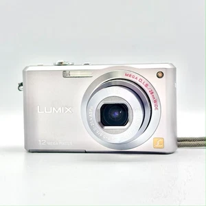 Panasonic LUMIX DMC-FX100 Compact Digital Camera From Japan - Picture 1 of 11