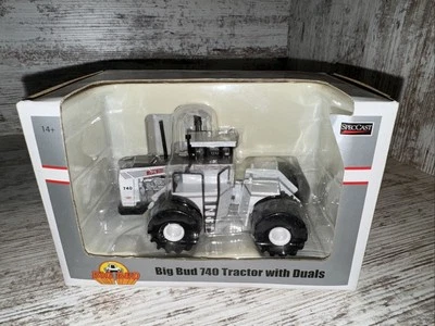 1/64 Big Bud 740 4WD Tractor With Duals Silver Engine SpecCast Prairie Monster - Image 1 of 4