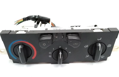 15238515 Interruptor de control de calefacción aire acondicionado GMC Canyon 2007 U20 Chevy Colorado 2005 2006 Foto 1 de 4