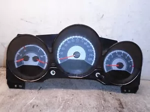 2011-2014 Chrysler 200 Speedometer Gauge Cluster OEM - Picture 1 of 6