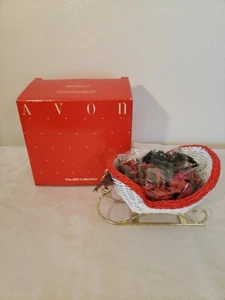 Vtg Avon Sleigh Bells In The Snow Potpourri Wicker Sleigh And 1 OZ Winter Pine  - Picture 1 of 11