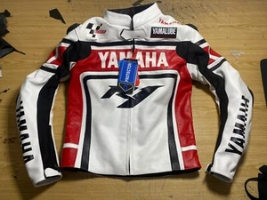YAMAHA R1 Motorbike Leather Jacket in 100% Cowhide Leather - Bike Racing Jacket - Picture 1 of 3