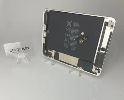 Apple iPad Mini 4th Gen 32GB Silver - Spares + Repairs Ref1130 - Image 1 of 4