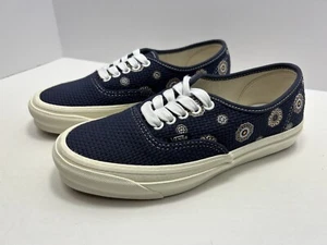 KITH VANS OG AUTHENTIC LX FOR VAULT MEDALLION - US MENS SIZE 7 - WOMEN SIZE 8.5 - Picture 1 of 10