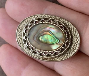 Vintage Abalone Shell Brooch Pin Oval Silver Tone Estate Unbranded - 1 3/8" - Picture 1 of 4