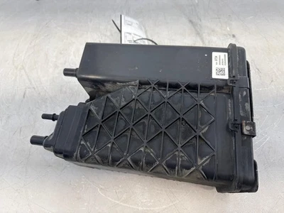 Gmc Yukon XL 1500 2017-2020 bote de vapor de combustible OEM 84316724 Foto 1 de 4