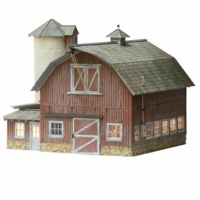 Woodland Scenics BR5865 Old Weathered Barn Built & Ready Kit