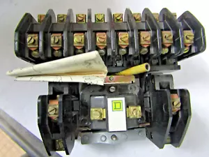 ✌️NUEVO CONTACTOR CUADRADO D 8903LO1000 110/120V BOBINA 10 POLOS 20 AMPERIOS CIRCUITOS - Imagen 1 de 6
