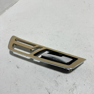 Manija interior de la puerta del lado del pasajero delantero OEM Mercedes W221 S400 S550 2007-2013 Foto 1 de 4