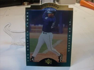 1996 UD Collector's Choice Ken Griffey Jr.: A Cut Above #CA6 Griffey Jr. 96-019 - Picture 1 of 2