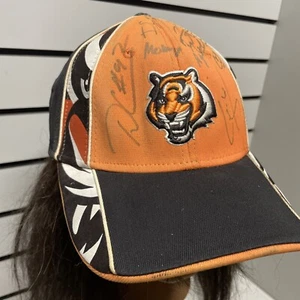 Cincinnati Bengals Autographed NFL Small/medium Ball Cap - Picture 1 of 10