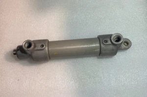 3790008-405 Aero Commander 520 Flap Actuator - Picture 1 of 11