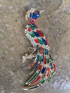 Broche prendedor pájaro del paraíso guilloche rojo azul verde esmalte y pedrería belleza - Imagen 1 de 9