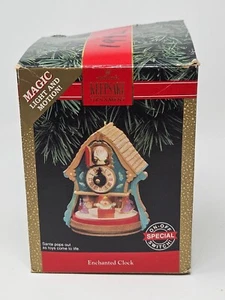 HALLMARK KEEPSAKE ORNAMENT 1992 MAGIC LIGHT AND MOTION SANTAS ENCHANTED CLOCK  - Picture 1 of 4
