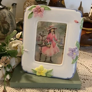 Burnes white pink blue floral ceramic photo free standing frame 7 1/4"x6" cottag - Picture 1 of 8