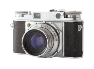 Voigtlander Prominent Rangefinder Camera W/ Ultron 50mm f1:2 Lens - Picture 1 of 10