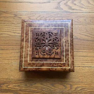 Medium Hand Carved Cedar Wood Box/Araar or Thuya wood Box/Moroccan Style - Picture 1 of 4