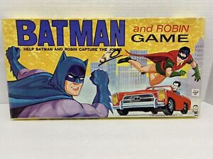 BATMAN AND ROBIN CAPTURE THE JOKER BOARD GAME Original 1965 BY HASBRO IN BOX