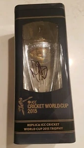 MITCHELL STARC SIGNED RARE REPLICA CRICKET WORLD CUP PLAYER OF TOURNAMENT MITCH - Picture 1 of 6