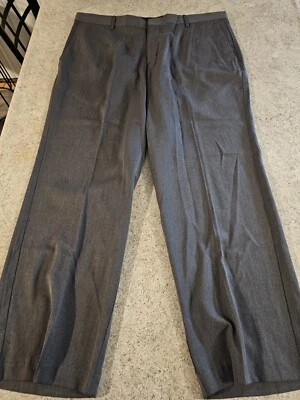 Pantalones de vestir Covington gris oscuro para hombre talla 38x29 Foto 1 de 4