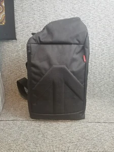 Manfrotto MB SV-S-10BB BRIO 10 slingtasche Black Camera Back Pack - Picture 1 of 12