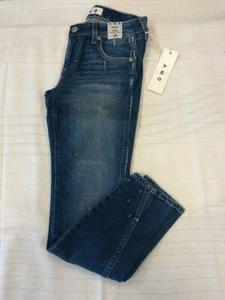 AMO "Twist" Jeans Montauk Cropped, Slim Fit, Mid Rise 25 - Picture 1 of 9