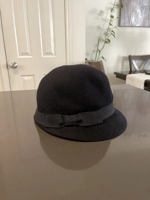 Anthropologie 女式黑色帽子 100% 羊毛 S 码 — 第 1/3 张图片