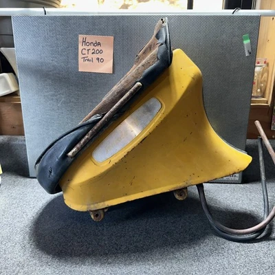 老式 1964 / 65 本田 CT200 Trail 90 原始设备制造商零件燃油箱带座椅框架 — 第 1/4 张图片