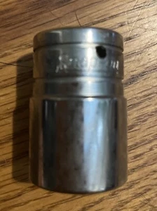 Snap-on Tools TW241 1/2" Drive SAE 6 Point Shallow 3/4" Chrome Socket - Picture 1 of 3