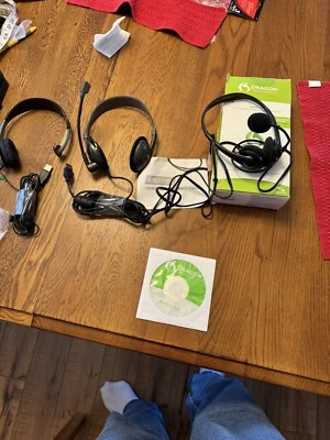 Lot Of3 Headsets With Mic - Image 1 of 4