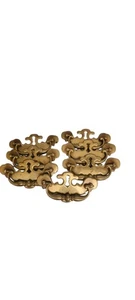 7 Vintage Brass Chippendale Drawer Handles Bat Wing Keyhole KBC2 N10464 BZ10 - Picture 1 of 6