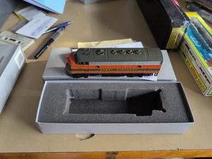 N Bachmann Plus EMD F7A Great Northern #316A #11257 SHELL COMES OFF EASY - Picture 1 of 11
