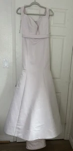 Alyne by Rita Vinieris Bridal Light Pink Off Shoulder Dress With Train Size 10 - Picture 1 of 13