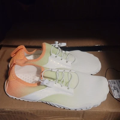 Women’s Slip on Quick Drying, Breathable Water Shoes. Size 12.5 - Image 1 of 4