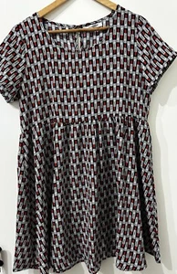Ladies Glamorous Lipstick Pattern Dress, Size S/12, BNWOT - Picture 1 of 1
