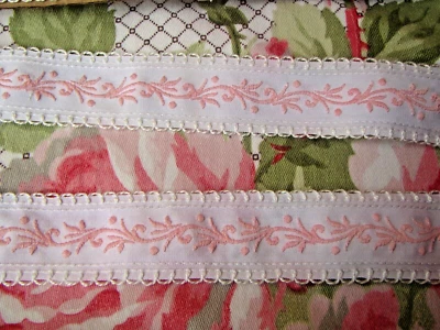 450 cm de  galon ancien  broderie guirlande fleurs largueur 3 cm coton - Photo 1/4