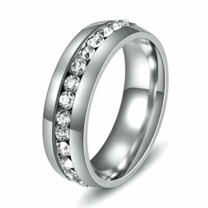 Anillo redondo de diamantes de imitación de acero inoxidable para mujer talla 6-11 banda pulida joyería  - Imagen 1 de 2