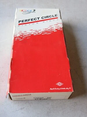 Juego de anillos de pistón Perfect Circle 50843CP .040 para Ford, Mercury, Lincoln Foto 1 de 2