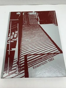ROANOKE COLLEGE VIRGINIA 1982 VOLUME 83 RAWENOCH 1982 YEARBOOK ANNUAL HARDBACK - Picture 1 of 12
