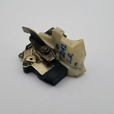 Actuador de pestillo de cerradura de puerta trasera izquierda Mercedes W124 300D 300TE 260E 1986-1995 Foto 1 de 4