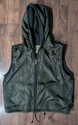 Chaleco Liz Claiborne Grande Para Mujer Puff Sin Mangas Cremallera Completa Chaleco con Capucha Verde Oscuro Foto 1 de 4