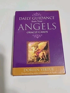 Guía diaria de tus ángeles tarjetas oráculo de Doreen Virtue 44 cartas guía - Imagen 1 de 4