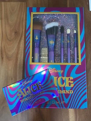 Sigma Beauty Disney Alice In Wonderland Brush Set And Cheek Duo - Image 1 of 4