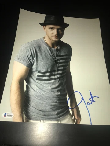 JUSTIN TIMBERLAKE SIGNED AUTOGRAPH 11x14 PHOTO SEXY BACK NSYNC BECKETT BAS AUTO Cover