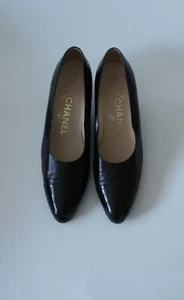Auth Chanel Black Leather Heels Pumps Sz 37.5 - Picture 1 of 6