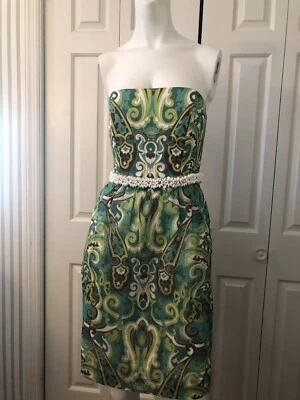 Vestido Milly 4 Sin Tirantes Deshuesado Cuentas Lápiz Verde Boda Invitada Fiesta Cremallera Trasera Foto 1 de 4