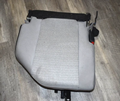 💎 2021-2023 TOYOTA SIENNA REAR 3RD ROW RIGHT PASSENGER SIDE SEAT BOTTOM CUSHION - Image 1 of 4