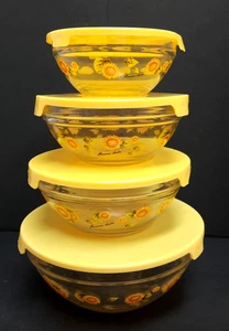Set 4 ciotole nidificazione fiori vintage vetro girasole con coperchi resistenti al calore - Foto 1 di 8